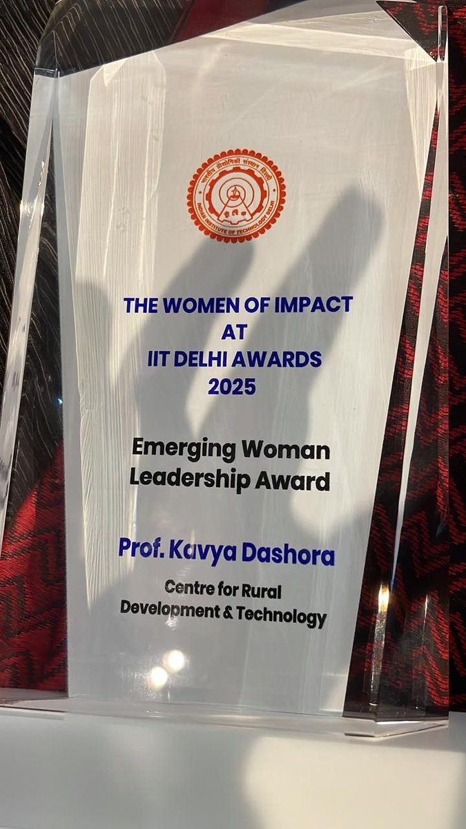 DashoraKavya's tweet photo. Honored to receive the 𝗘𝗺𝗲𝗿𝗴𝗶𝗻𝗴 𝗪𝗼𝗺𝗲𝗻 𝗟𝗲𝗮𝗱𝗲𝗿𝘀𝗵𝗶𝗽 𝗔𝘄𝗮𝗿𝗱 𝟮𝟬𝟮𝟱 from  𝗗𝗲𝗽𝗮𝗿𝘁𝗺𝗲𝗻𝘁 𝗼𝗳 𝗥𝘂𝗿𝗮𝗹 𝗗𝗲𝘃𝗲𝗹𝗼𝗽𝗺𝗲𝗻𝘁 &amp; 𝗧𝗲𝗰𝗵𝗻𝗼𝗹𝗼𝗴𝘆, 𝗜𝗜𝗧-𝗗𝗲𝗹𝗵𝗶.

#WomenLeadership #IITDelhi #RuralDevelopment #Technology #Sustainability https://t.co/TyqwExpOGA