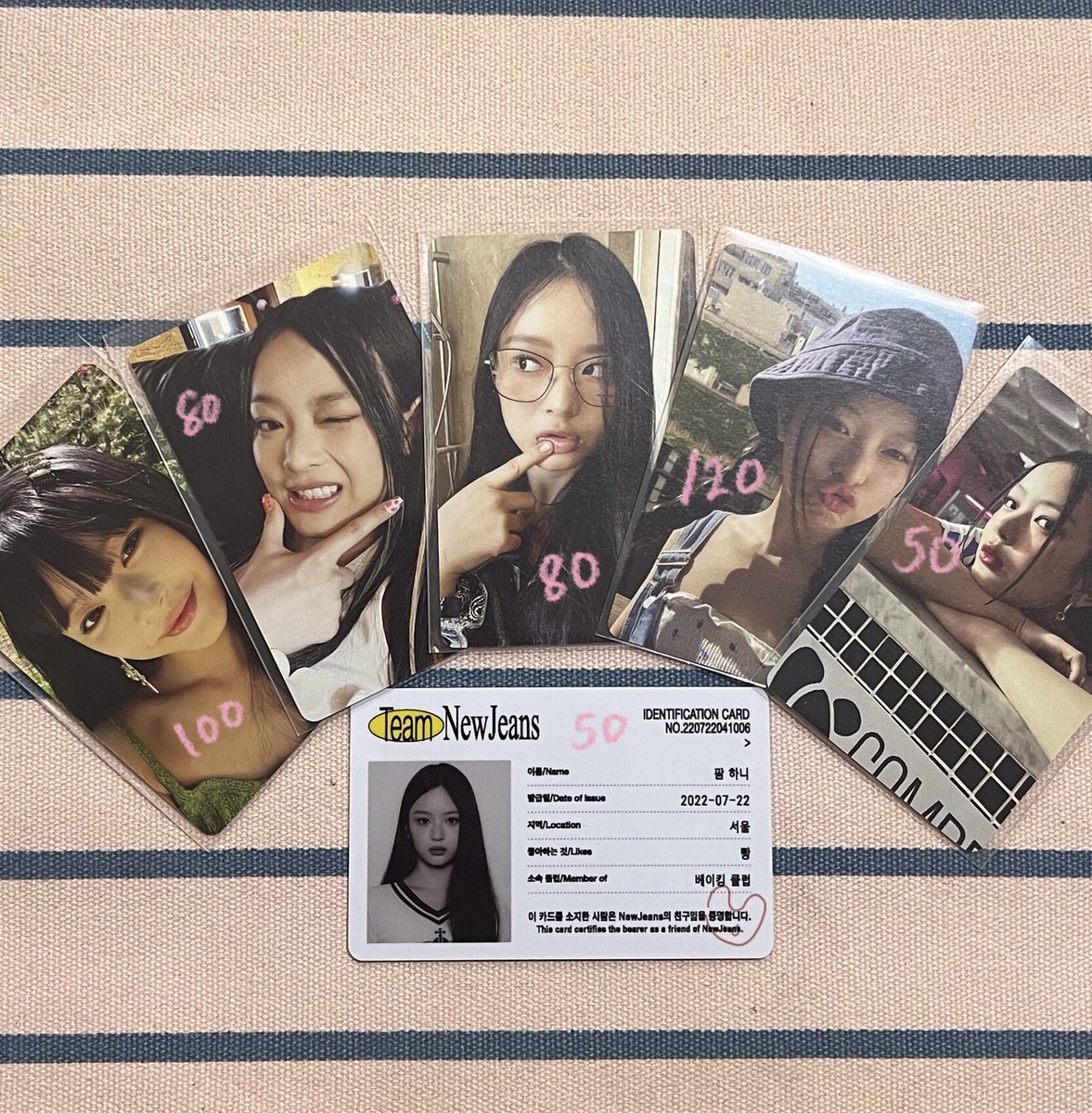 insmniaz's tweet photo. wts lfb ph 

onhand assorted stayc newjeans pcs 

10/10 condi, payo, prices are nego - 3 days rsvn/dop

dm to claim huhuhuhu

t. stayc newjeans yoon seeun isa hanni minji mmt pob chicago bluebook weverse bucket hat https://t.co/VnNgO0K46C