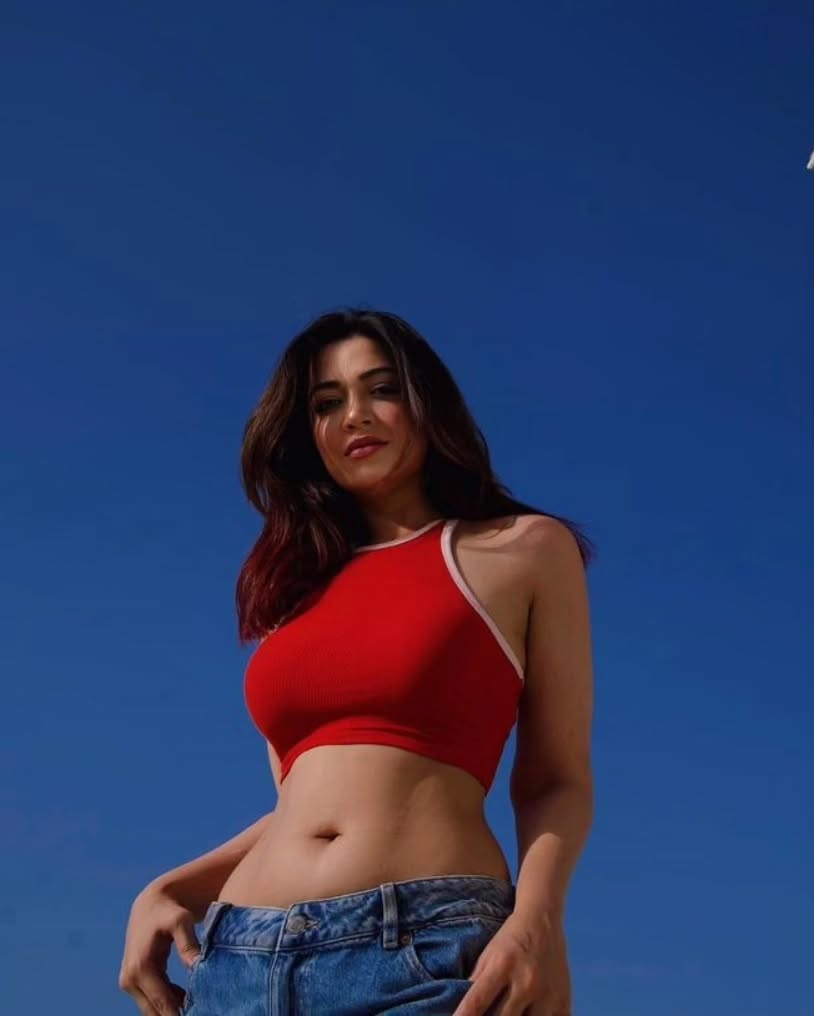 Gy2iw3JbQAAueUT?format=jpg&name=medium