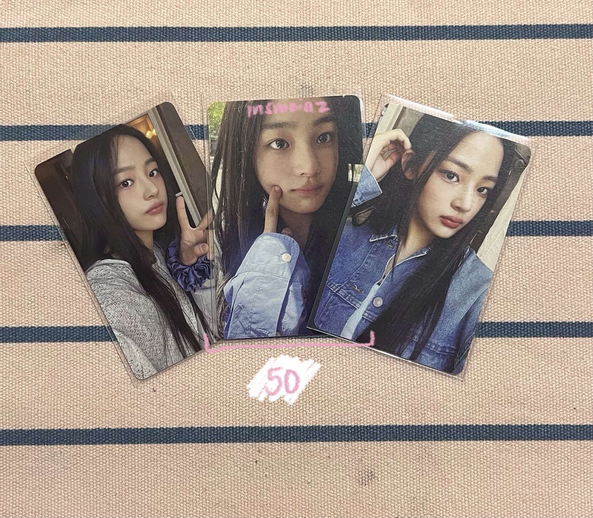 insmniaz's tweet photo. wts lfb ph 

onhand assorted stayc newjeans pcs 

10/10 condi, payo, prices are nego - 3 days rsvn/dop

dm to claim huhuhuhu

t. stayc newjeans yoon seeun isa hanni minji mmt pob chicago bluebook weverse bucket hat https://t.co/VnNgO0K46C