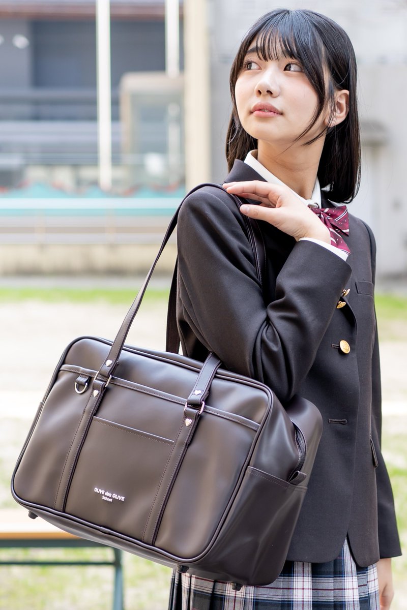OLIVEdesOLIVESC's tweet photo. .＊
OLIVE des OLIVE School
2025-2026 new school bag ...♡
大優勝🎀ガーリー派のスクバ爆誕！
新学期もハートで可愛さアピってく💓
https://t.co/TSCV853de9
#スクバ #スクールバッグ https://t.co/1WCCKzahHm