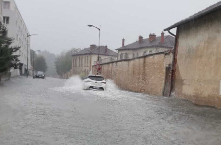 🔴"Du jamais vu ": pluie, inondations... record historique de précipitations dans cette ville de Seine-et-Marne actu.fr/ile-de-france/… via <a href="/actufr/">actu.fr</a>