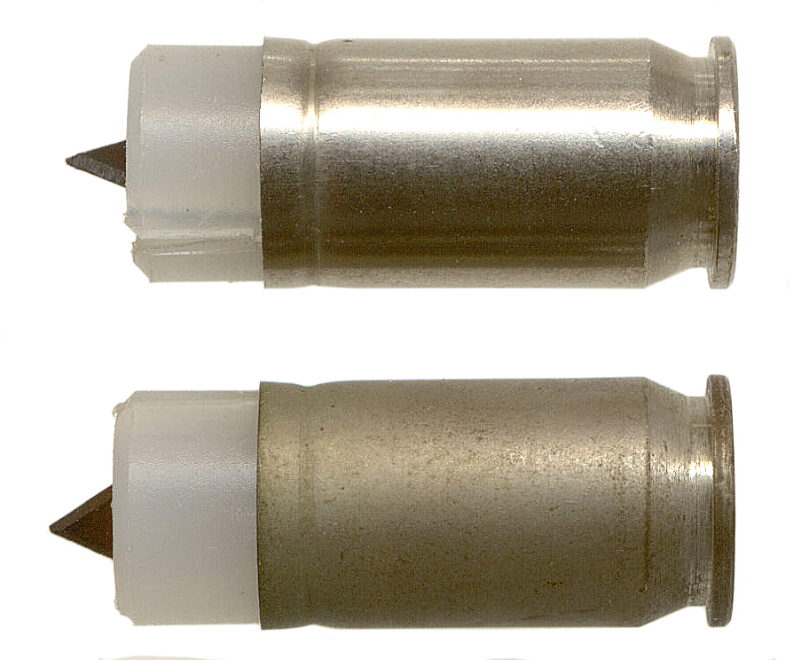 DocStrangelove2's tweet photo. >.45 ACP SCMITR or dubbed Scimitar
>uses scimitar razor-blade projectiles in a white polyurethane sabot

Diabolical https://t.co/fNOUUUJv7r