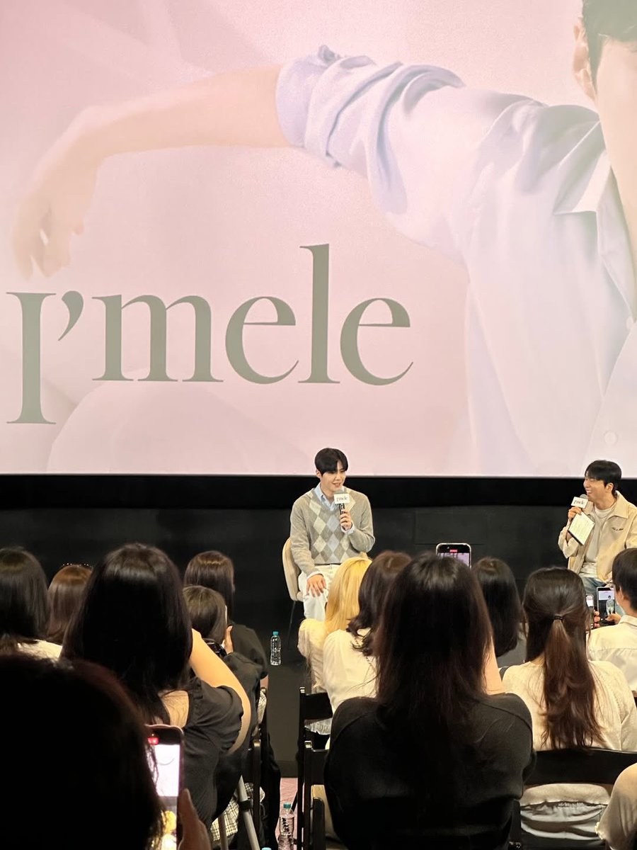 seon__holic's tweet photo. I'mele’s CEO instagram post,
Kim Seonho's Fan Signing Event with I'mele (2025.08.17)
#김선호 #KimSeonho #아이멜리 #Imele #KimSeonhoxIMELE https://t.co/c3853gWuxD