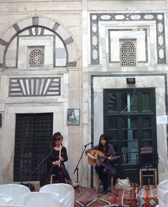 ル・クラブ・バシュラフ・ライブ　四谷３丁目CON TON TON VIVO(（コン･トン･トン･ビーボ)　2025年9月20日(土)　松田嘉子(ウード), 竹間ジュン(ナイ&amp;リク)  Le Club Bachraf Concert in Tokyo September 20th 2025 - June Chikuma(Nay&amp;Riqq), Yoshiko Matsuda(Oud) 
leclubbachraf.blogspot.com/2025/07/con-to…