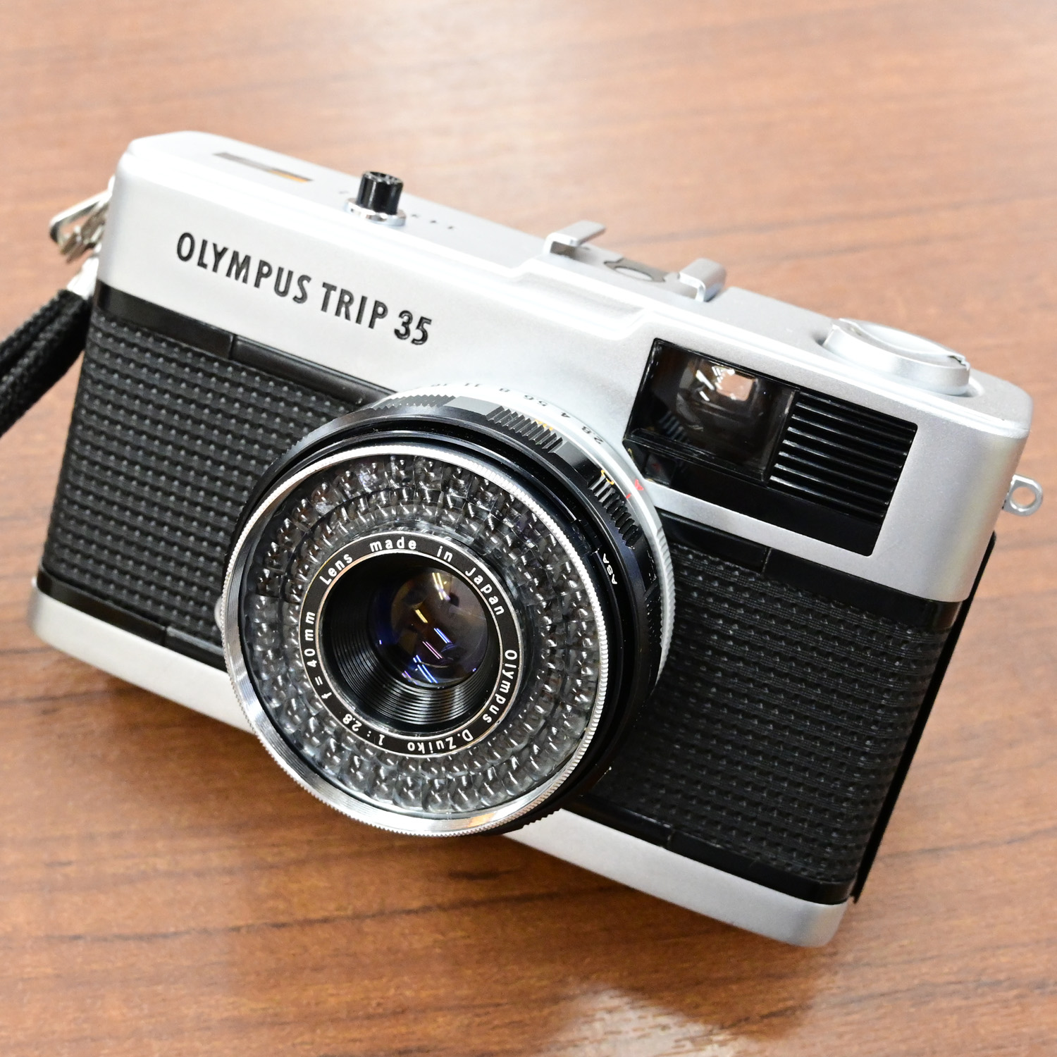 OLYMPUS　TRIP35ストロボ付 OLYMPUS TRIP 35 | ミーナ