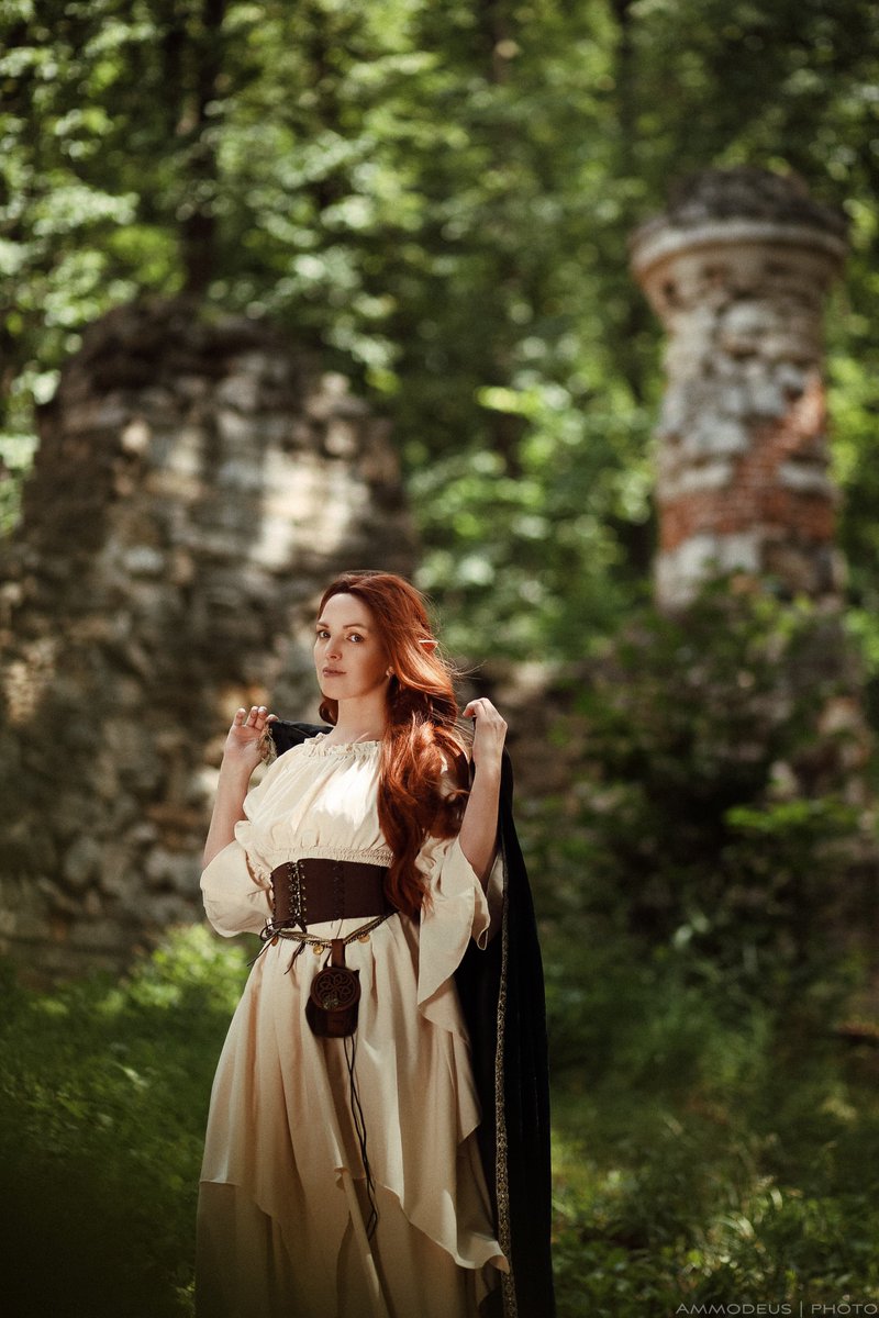 Это мне фотки отдали наконец с фотосессии, как вы поняли. У вас вся лента будет в них, лучше прячьтесь.