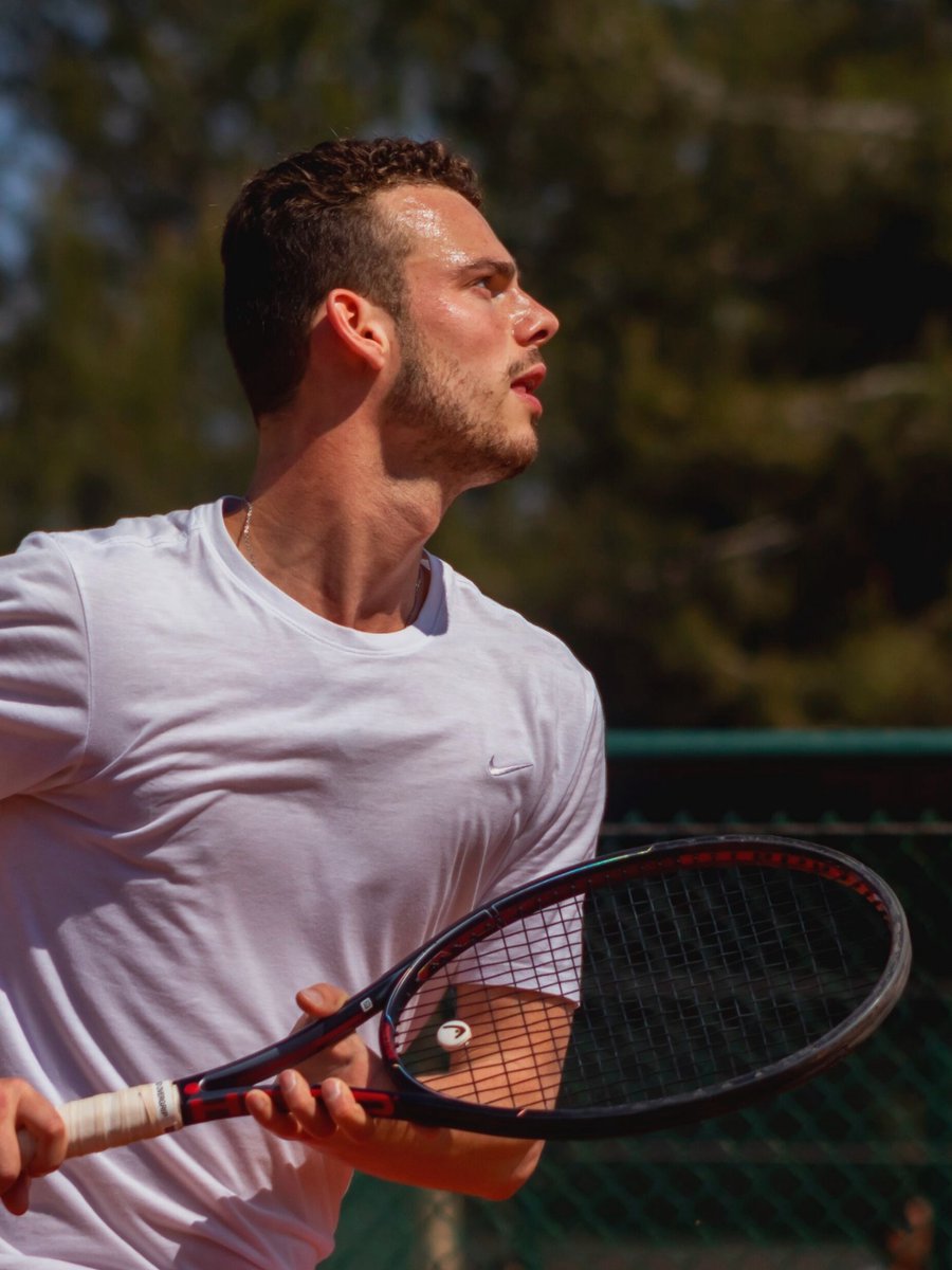 Don’t miss your chance to be part of our Sitges 5-day Intensive Tennis &amp; Fitness Camp for Adults – spots are filling fast, so this is the moment to secure your spot and experience world-class coaching in a seaside setting 🌊
#Barcelona #tennis #academy #bta #tenis #training