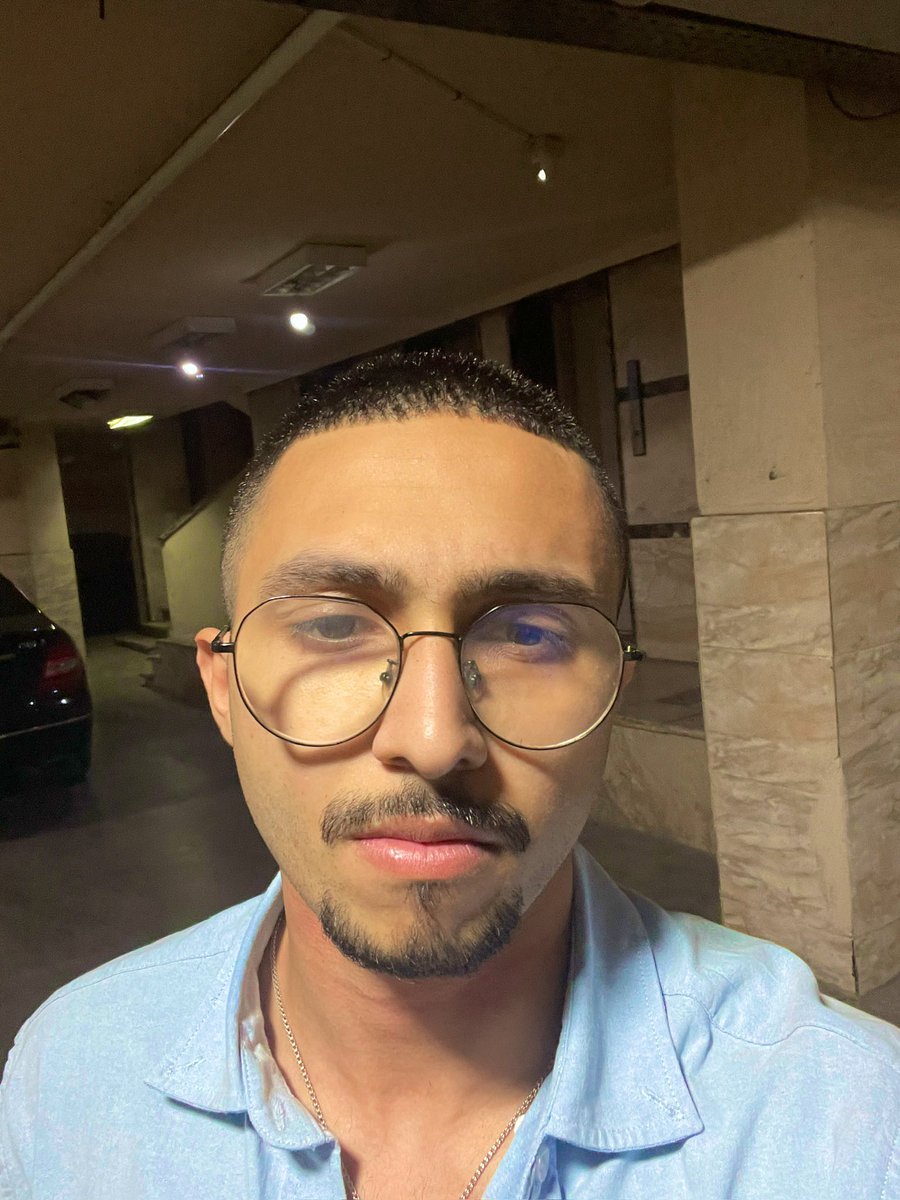 himdefinetlyhim's tweet photo. New day new me (part 1) https://t.co/zhvpkliiPk