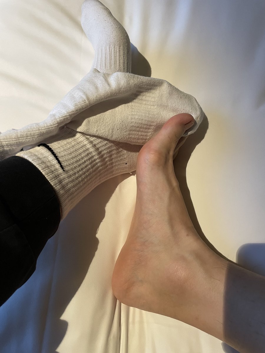 socksfeetSS's tweet photo. 做了到位以��，都没时间刷推了😅 https://t.co/v36P9WgFn8