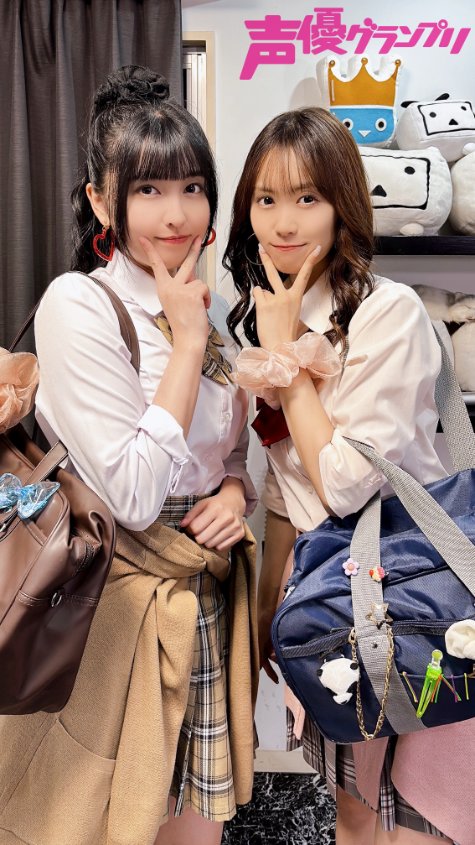 『 #アトリエReina 』第102回放送は8月23日（土）20時より生配信📢今回 #上田麗奈 さんが描きあげたイラストは〈ねこまみれ〉です🐈『 #さしさし 』より #指出毬亜 さん＆ #芹澤優 さんから〈平成〉を感じるビデオメッセージも🌈

live.nicovideo.jp/watch/lv348528…
youtube.com/watch?v=mfcOye…