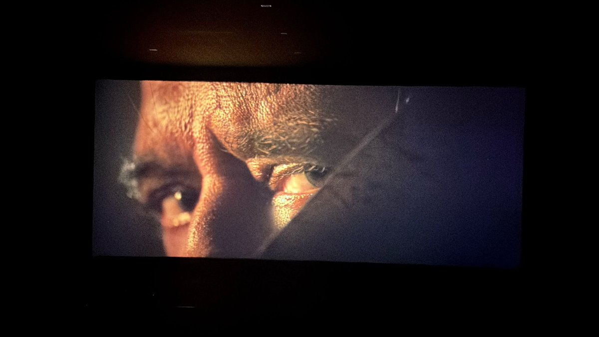 sdimuthuraman's tweet photo. Who said #coolie is bad?🤨

@rajinikanth @Dir_Lokesh @anirudhofficial @shrutihaasan @iamnagarjuna @nimmaupendra @AKofficialTeam @SoubinShahir 

You guys nailed it. 

#thalaivar speed at this age is 🔥

Read my LinkedIn post:
https://t.co/kuFifZrPZy https://t.co/r4c06rjusK