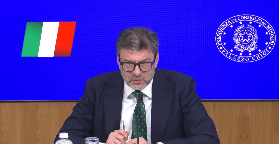 Stato italiano, le società pubbliche valgono 65 miliardi di euro: le partecipate sono quasi 40mila e distribuiranno 3,9 miliardi di cedole nel 2025 secondo un recente dossier di monitoraggio.

A contribuire al maxi-assegno per il Mef sono in primis Cdp (1,8 miliardi), Enel (515