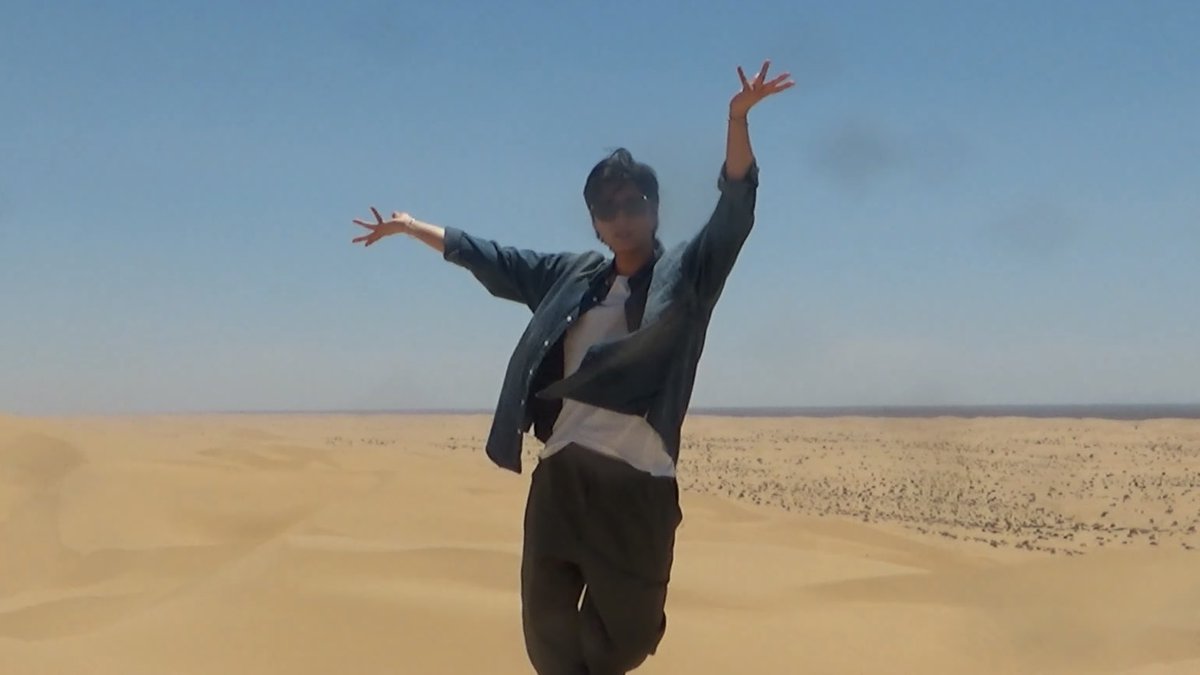 YoungK’s signature pose😂