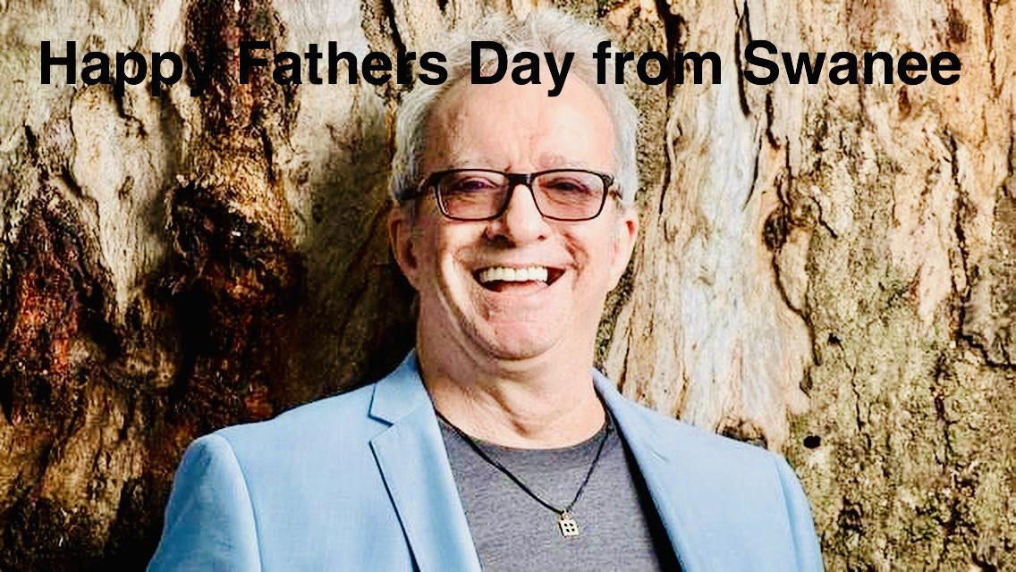 dazilama5's tweet photo. 💙 Surprise Dad this Father’s Day! Swanee will send a personal shout-out for just $10 – and every cent goes to charity. 🎶 Book now 👉 https://t.co/xB1DJjTLDC #swanee #personalmessage #fathersday #songland https://t.co/IKrRSzov16