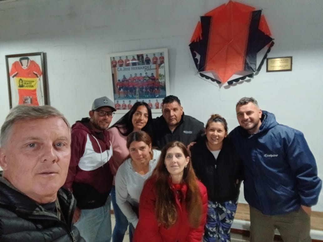 📢Segunda Mesa de Diálogo en el Club A. José Hernández. La comisión ya comenzó a pensar las propuestas para el #PresupuestoParticipativo 2026🗳️ 

En <a href="/MuniPergamino/">Muni Pergamino</a> impulsamos la #participaciónciudadana con la #CiudadaniaEnElCentro

<a href="/FundacionPad/">Fundación PAD</a> <a href="/BiglieriPa47450/">PABLO ERNESTO BIGLIERI</a> <a href="/silvanapirchi/">Silvana Pirchi</a>