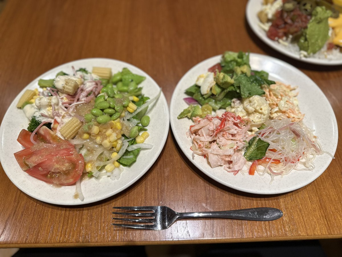 舐めてもらっちゃ困ります。 ちゃんとサラダバーセンスあるタイプです。