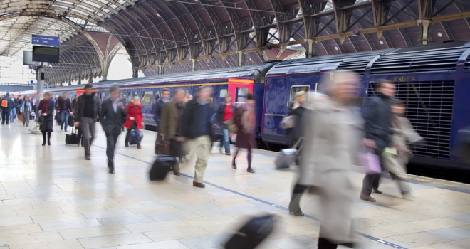 Homeowners can save up to 61% by living within an hour’s commute! 🚆

New analysis identifies the cheapest commuter hotspots for those who moved further afield during the pandemic > ow.ly/H5Bs50WII7Q

#Wellingborough #CommuterTown #Property