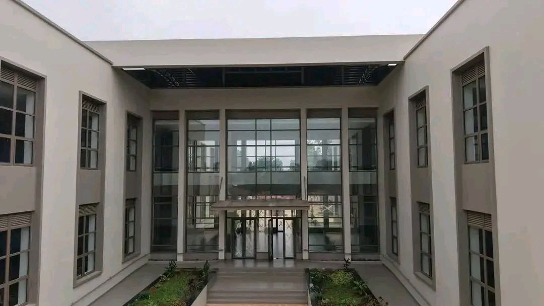 Dynamique Jacquemain Shabani-official (@dynamiquedjs) on Twitter photo #MBUJIMAYI : l'Université Officielle de Mbujimayi " U.O.M" dans la province du Kasaï-Oriental , un bijoux que le président <a href="/fatshi13_/">Félix A. Tshisekedi</a> offre à cette population qui n'a jamais vu naître un tel infrastructure estudiantine depuis l'époque colonial.
<a href="/fatshi13_/">Félix A. Tshisekedi</a> nous a enlevé la honte #MBUJIMAYI : l'Université Officielle de Mbujimayi " U.O.M" dans la province du Kasaï-Oriental , un bijoux que le président <a href="/fatshi13_/">Félix A. Tshisekedi</a> offre à cette population qui n'a jamais vu naître un tel infrastructure estudiantine depuis l'époque colonial.
<a href="/fatshi13_/">Félix A. Tshisekedi</a> nous a enlevé la honte