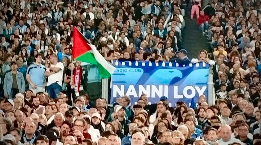 21 agosto 1995 – 21 agosto 2025

30 anni dalla scomparsa di Nanni #Loy, grande regista e grande Laziale, a cui con orgoglio abbiamo dedicato il nostro club.
Nanni ha sempre portato con sé la sua ironia, il suo impegno civile e la sua passione per la <a href="/OfficialSSLazio/">S.S.Lazio</a>