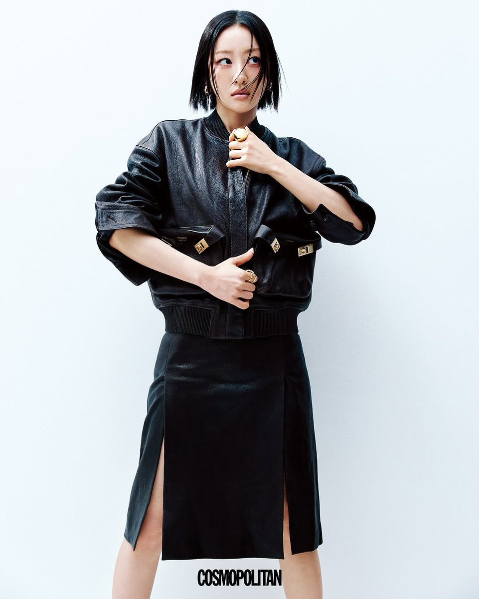 YVES_BRASIL's tweet image. Yves está presente na edição de Setembro da revista Cosmopolitan Korea.

© orbittoyou
#YVES #이브 @Yves___official