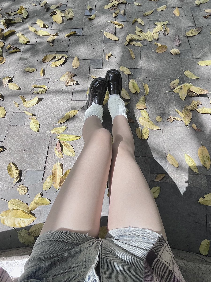 福利姬Co分享的黄推图片3 - 网红私拍内容