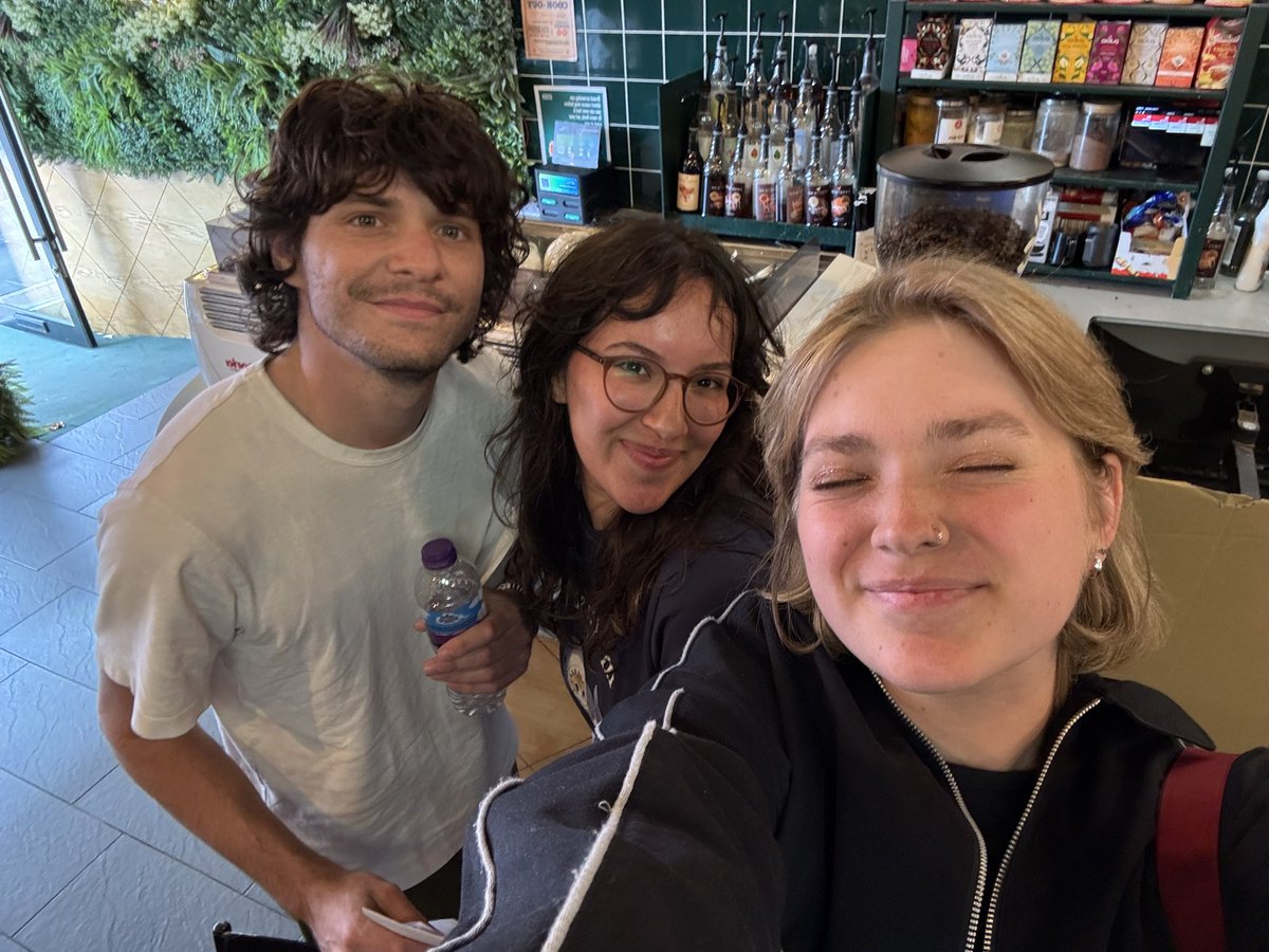 athencs's tweet image. and this happened &amp;lt;3 :))