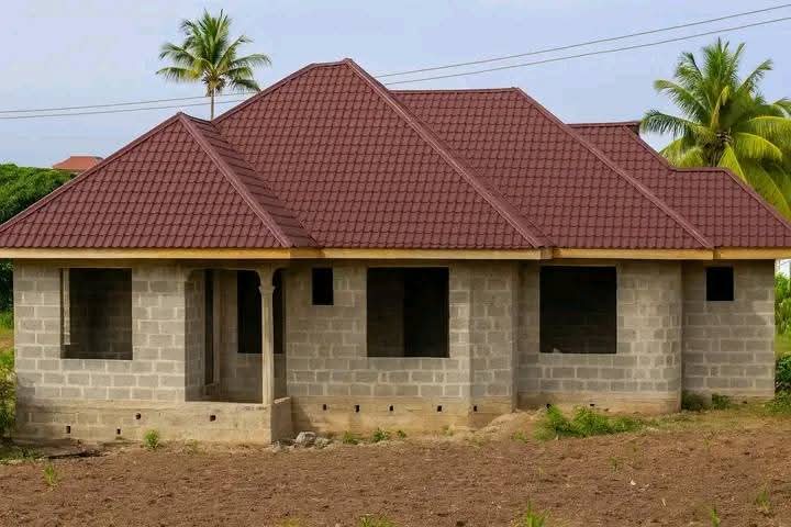 Flexgen_ltd's tweet photo. Hapo vipi ...our Fundi did justice to the roof 

#YourReliableEngineeringPartner https://t.co/lTDfa6o3N6