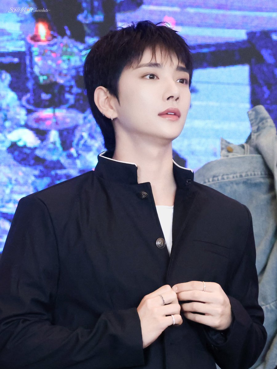 shua_Chocolate's tweet photo. 250821
#seventeen #joshua #조슈아 https://t.co/xEFIbwvgzg