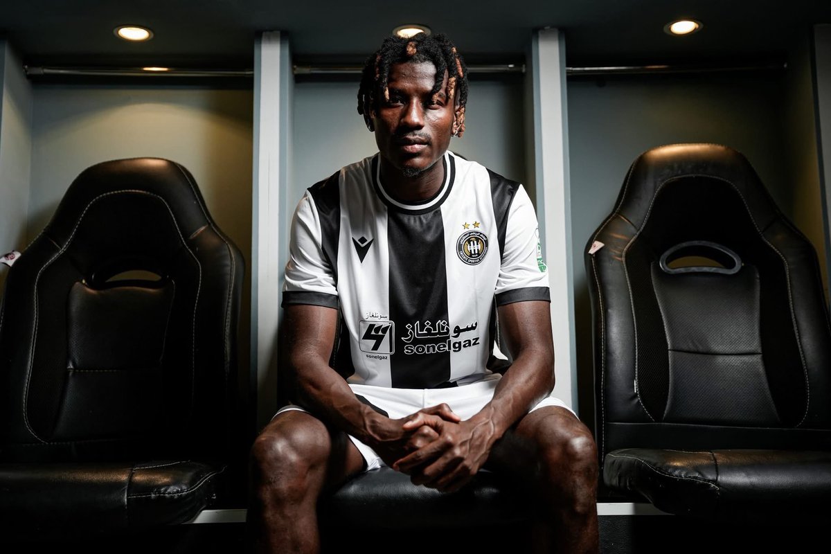 ESSinsider's tweet image. We are Black and White, we are l'Entente 🖤🤍💪

#ESSetif | #WeAreESS 🦅 |
#وفاق_سطيف 🖤🤍