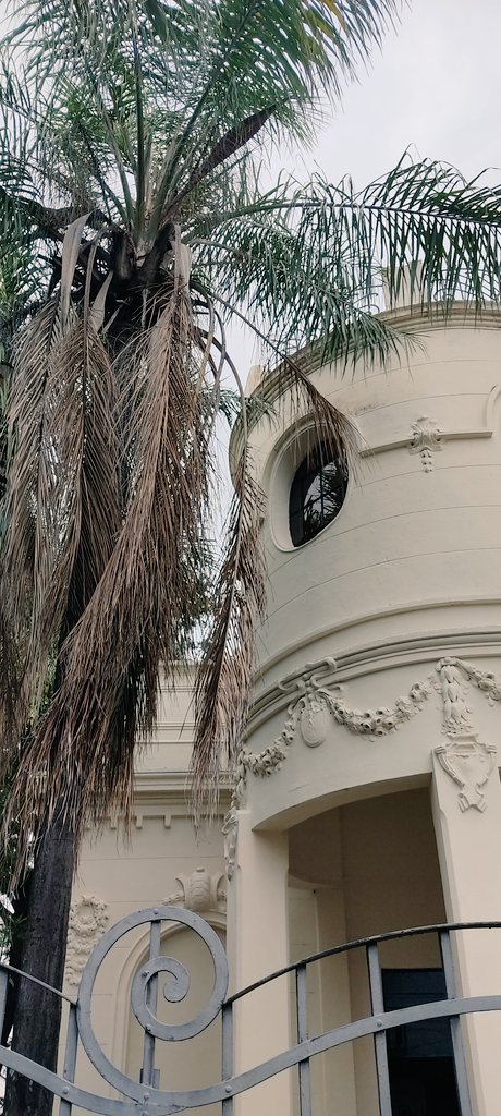 El centro antiguo le gana mil veces a Villa Morra