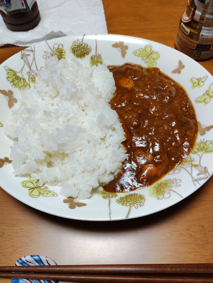 ヨッシー (@i_am_0714_born) on Twitter photo 今日の晩ごはん🥄
チーズカレー🍛 今日の晩ごはん🥄
チーズカレー🍛