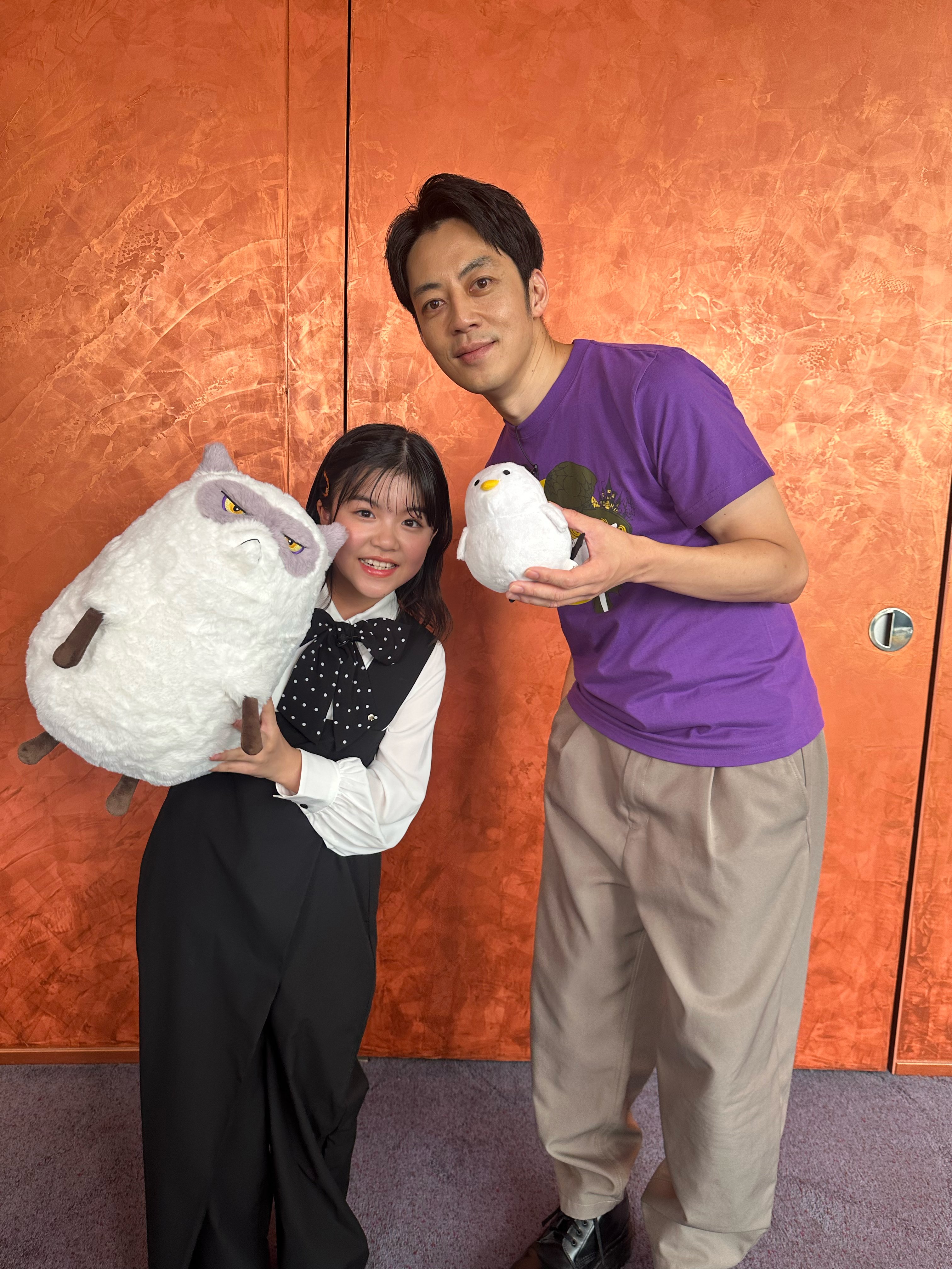 鈴木亮平　サイン色紙 鈴木亮平 直筆サイン色紙 & フライヤー2枚 - メルカリ