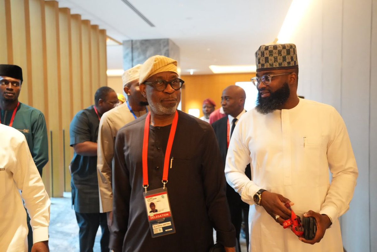 voiceofnigeria's tweet image. The Minister of Solid Minerals Dele Alake says Nigeria has shifted from raw mineral exports to local value addition, attracting $800m in investments. Speaking at the TICAD Business Expo in Japan, he said three major plants are set for inauguration.

#TICAD #Nigeria #SolidMinerals
