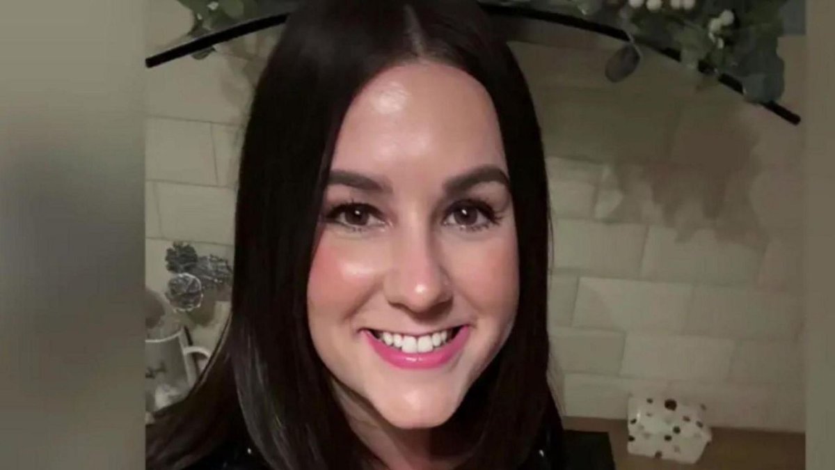 TRobinsonNewEra's tweet photo. Lucy Connolly has now been released.

Now release the rest of the political prisoners! https://t.co/2MjLBBxgnY