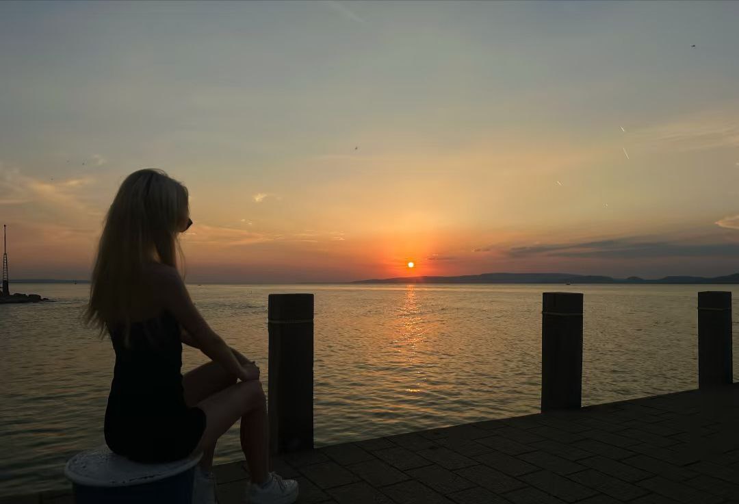 vilnir's tweet image. "Success does not consist in the absence of obstacles, but in rising up after falling. And the most terrible failure is the fear of starting again." Or "Don't be afraid to fail, because failure is an important lesson that leads to success. And don't be afraid to start again."