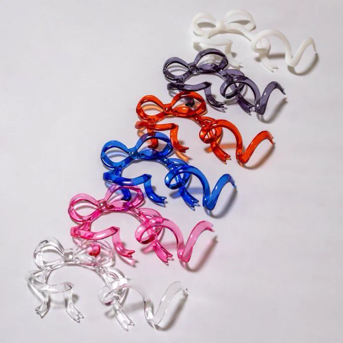 millnaの愛あるモデリングと工場ネキの量産技術により爆誕! 3Dりぼんイヤーフック ピアス開いてない方や、痛くないイヤリング探してた方にもおすすめ!