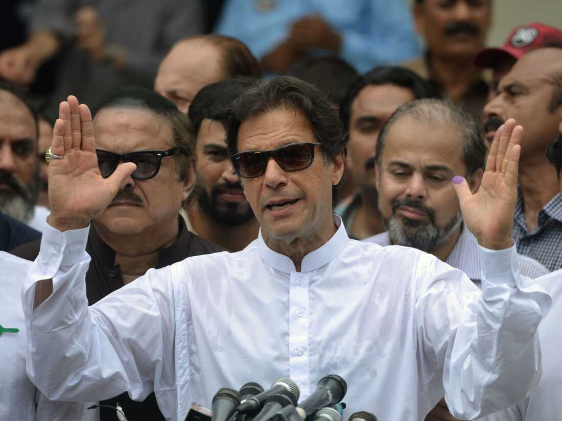 انصافینز سب یہ ٹرینڈ #VictoryForImranKhan شروع کریں، الحمدللہ خان صاحب ایک بار پھر سے سرخرو ہوئے اور 9 مئی کے جھوٹے مقدموں میں ضمانت منظور ہو گئ

شاباش سب جوائن کریں 👏