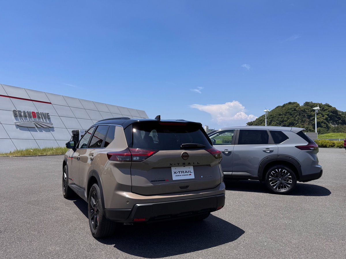 CARPRIMEJPN's tweet photo. マイナーチェンジされた、日産「エクストレイル」を伊藤梓さんと試乗してきました！今日公開だよん✌️ https://t.co/PM2ptFBg4C