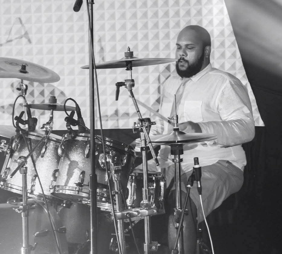 ESAmaldives's tweet image. اِنَّا لِلّٰهِ وَاِنَّااِلَيْهِ رَاجِعُوْنَ 
މާތް اَللّٰهُ މައްޔިތާގެ  ފާފަ ފުއްސަވައި ސުވަރުގޭގެ ދާޢިމީ ނިޢުމަތް މިންވަރު ކުރައްވާށި. އަދި ޢާއިލާއަށް ކެތްތެރިކަން ދެއްވާށި آمين🤲