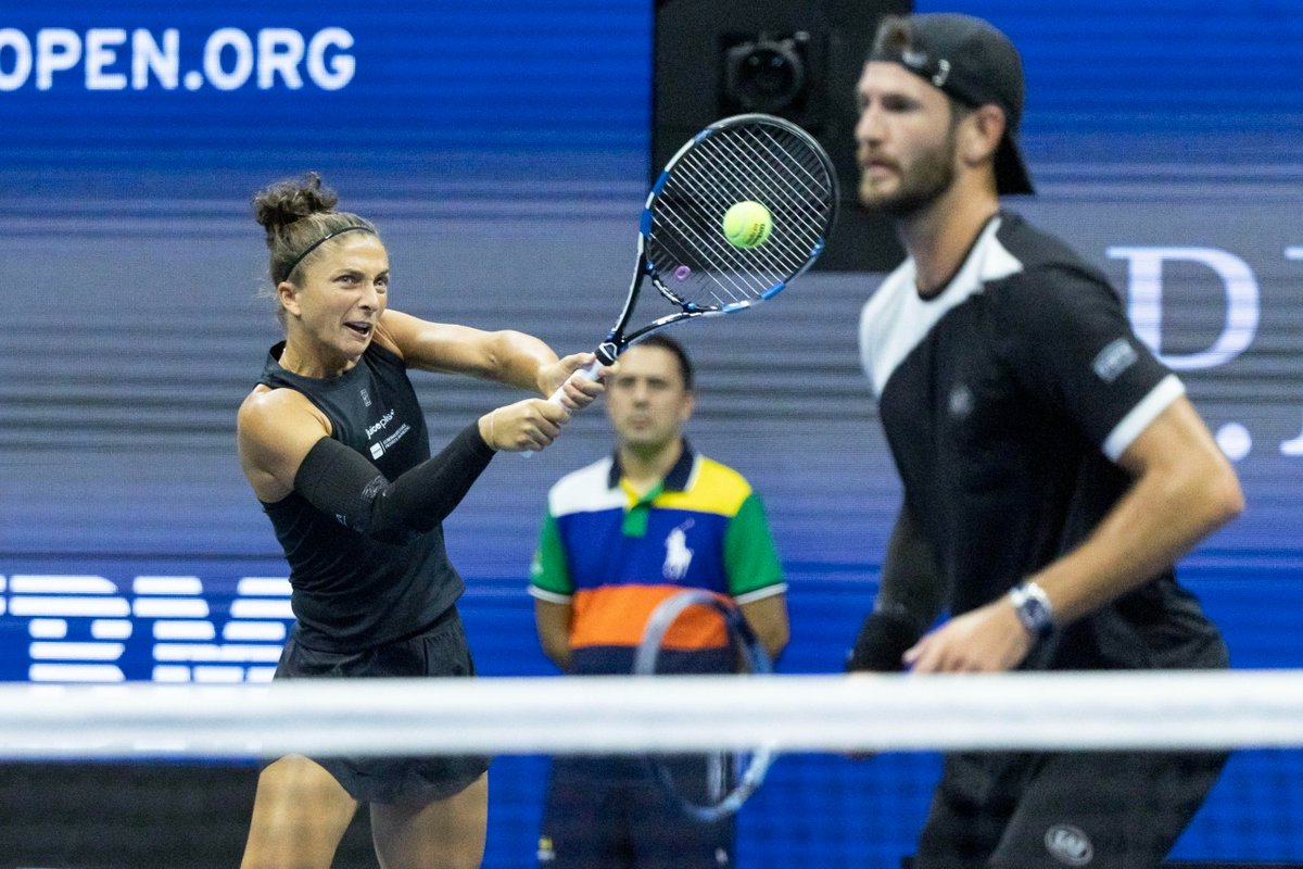 ItaliaTeam_it's tweet image. ✨ I MIGLIORI DI SEMPRE ✨

In tutta la storia, sono cinque i titoli conquistati dagli azzurri nel doppio misto…
E ben tre portano la firma di Sara Errani e Andrea Vavassori!

2️⃣0️⃣2️⃣4️⃣ #USOpen
2️⃣0️⃣2️⃣5️⃣ #RolandGarros
2️⃣0️⃣2️⃣5️⃣ #USOpen

Le immagini più belle di questa terza…