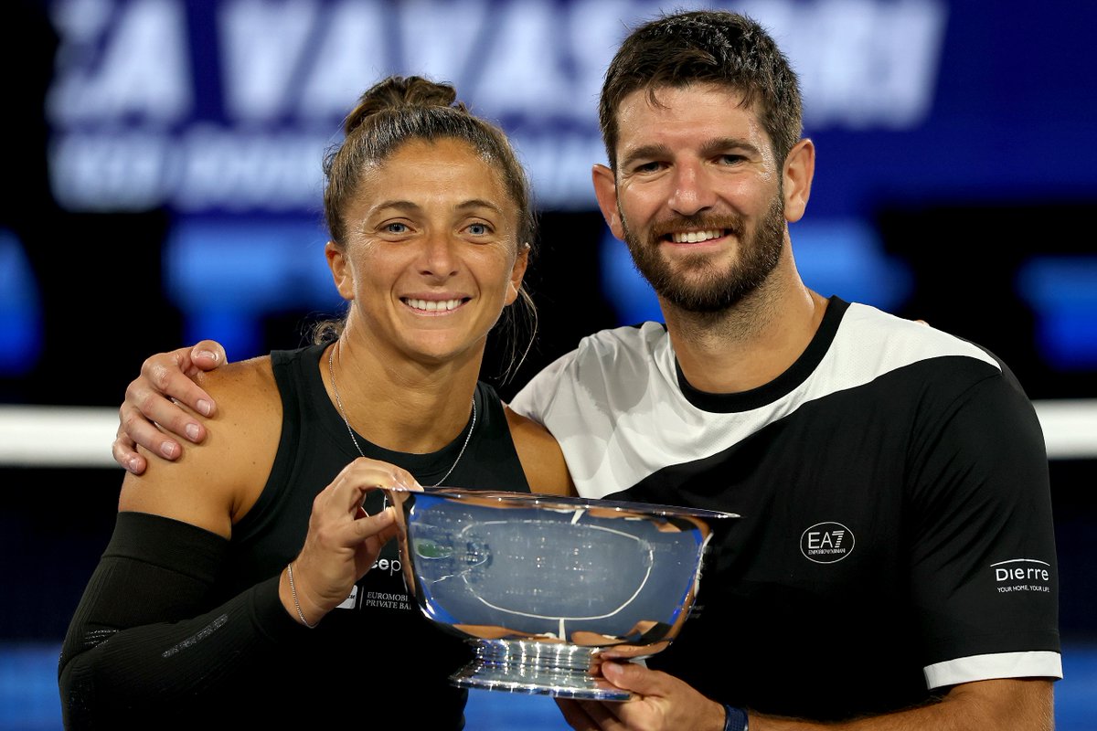 ItaliaTeam_it's tweet image. ✨ I MIGLIORI DI SEMPRE ✨

In tutta la storia, sono cinque i titoli conquistati dagli azzurri nel doppio misto…
E ben tre portano la firma di Sara Errani e Andrea Vavassori!

2️⃣0️⃣2️⃣4️⃣ #USOpen
2️⃣0️⃣2️⃣5️⃣ #RolandGarros
2️⃣0️⃣2️⃣5️⃣ #USOpen

Le immagini più belle di questa terza…