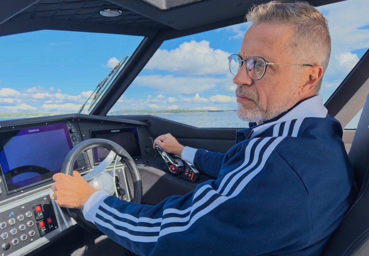 SarasvuoJari's tweet photo. Mielen muutos saa tukea ympäristön muutoksesta. Jos on tarkoitus nostaa tekemisen, tunnelman ja tuloksiin johtavan ajattelun tasoa, on paras hakeutua inspiraation lähteille.
Hakeudu olosuhteisiin, joissa pienet ihmeet ovat hivenen todennäköisempiä.
#anytec #wwmarine #saaristo https://t.co/wkDcHoI4lI