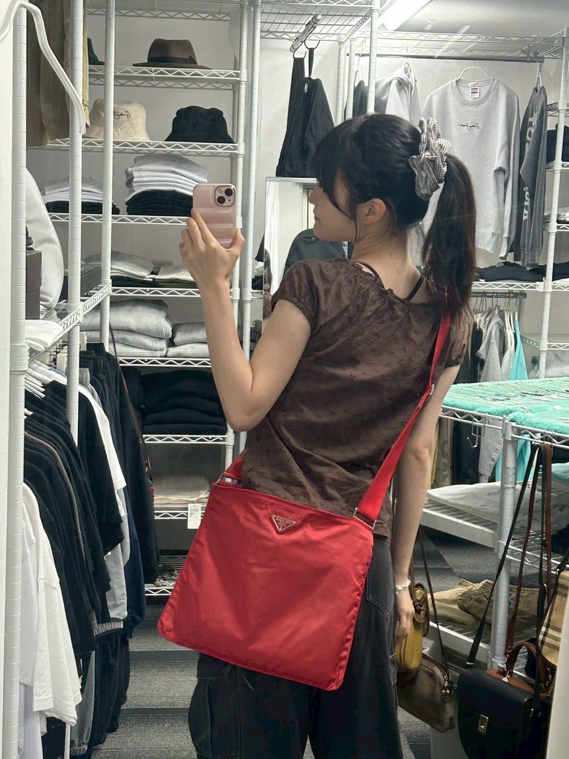 PRADA メガネホルダー　小物ケース　アクセサリーショルダーヴィンテージ PRADA メガネホルダー 小物ケース アクセサリーショルダー