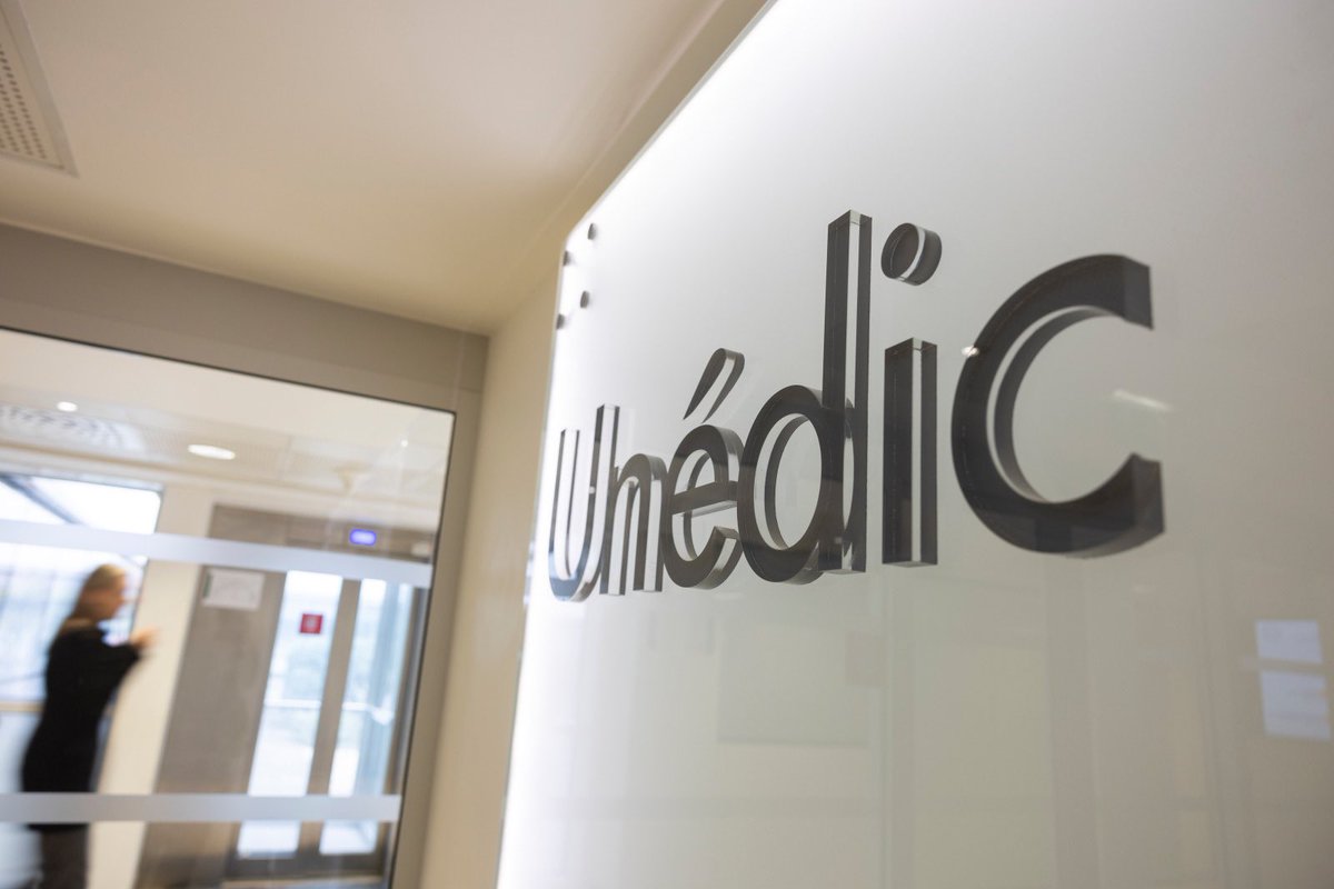 [THREAD] Qui pilote l’Assurance chômage ?
➡️ Ce sont les partenaires sociaux : organisations syndicales et patronales.
À parts égales. On parle de gouvernance paritaire. 👇