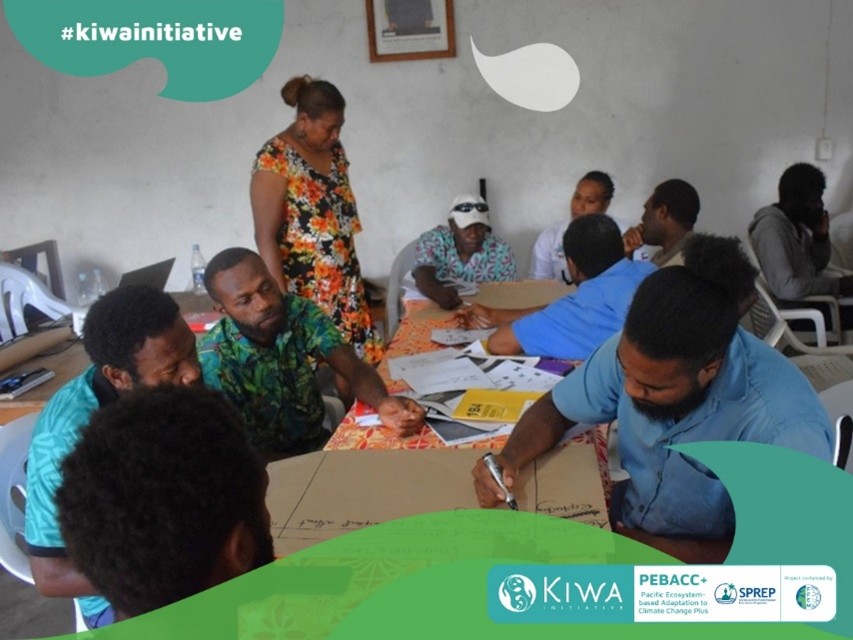 ✍️À Tanna - Vanuatu, Kiwa #PEBACC+ forme 32 représentants communautaires à la rédaction de projets et à l’accès aux financements. Objectif : pérenniser les solutions durables. #kiwaInitiative #Vanuatu #NbS 🇫🇷🇪🇺🇦🇺🇨🇦🇳🇿 kiwainitiative.org