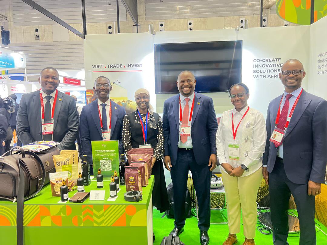 trigottista's tweet photo. Nigeria Booth vs Zimbabwe Booth #TICAD9

Giant ke 😭 https://t.co/F3D9CdhSvj