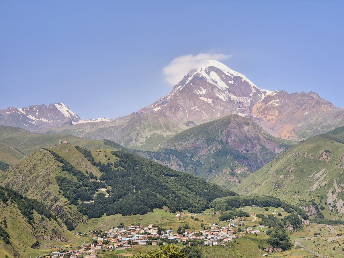 Lost in the beauty of Kazbegi ⛰✨
📸torniketsiramua