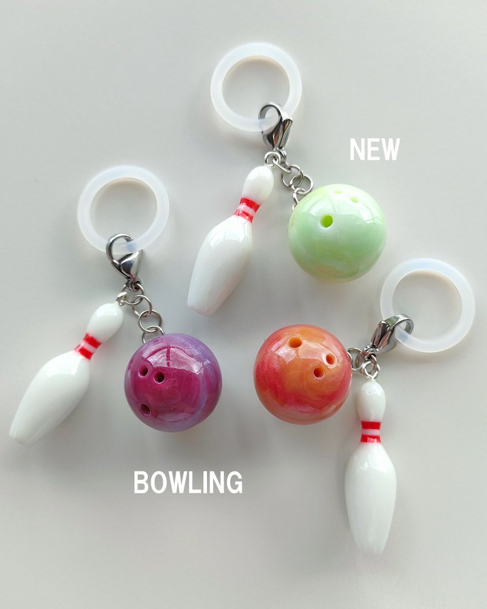 sunwardshop's tweet photo. ボーリングの玉とピンがつくれるモールド
新発売しました✨

▼シリコンモールド・ボーリングセット
https://t.co/koaMKWBkd6

#レジン
#ボーリング
#玉
#ボーリングセット
#ピン https://t.co/uZcFlmbHHS