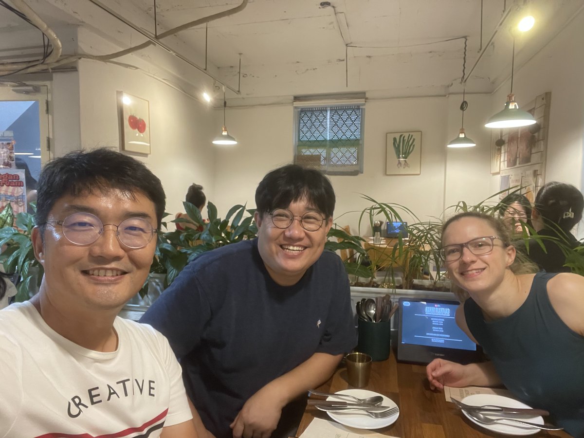 Prof. Constanze N. Neumann from the Max-Planck-Institut für Kohlenforschung (Mülheim) delivered a very inspiring lecture on Active Site Spacing and Mobility in Heterogeneous Catalysis. We sincerely thank her for visiting us!